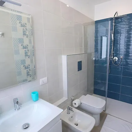 Affittacamere Erica With Sea View Guest house 2*